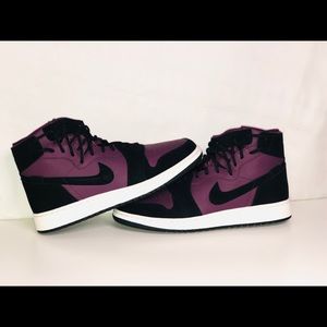 Nike Women's Air Jordan RETRO 1 REBEL XX BORDEAUX